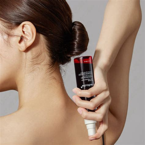 Medicube:RED ACNE BODY PEELING SHOT 2.0 110g